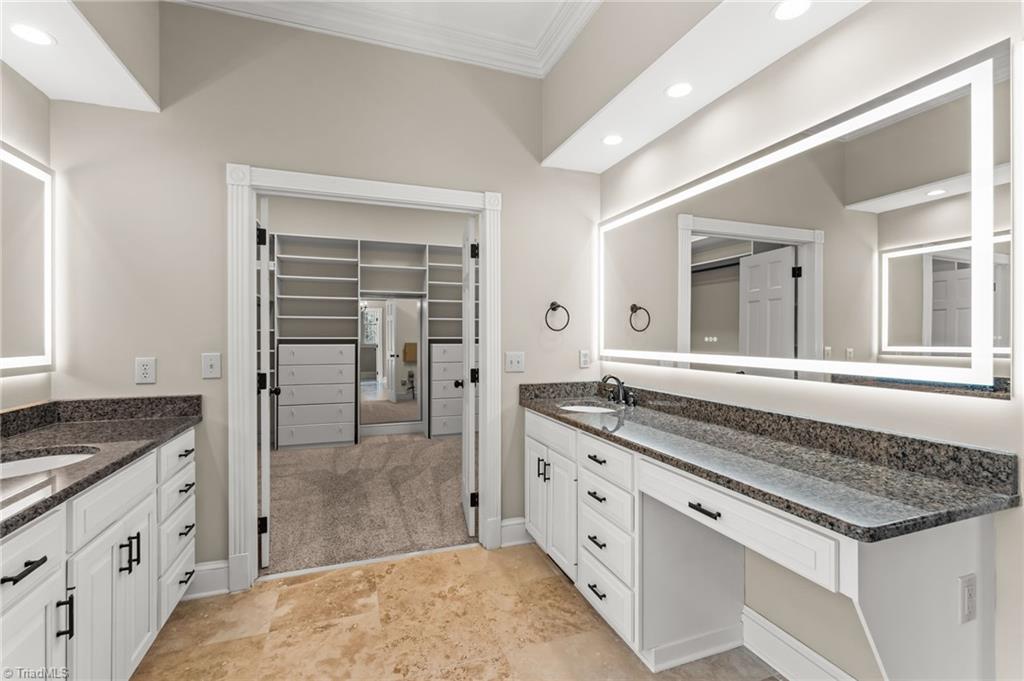 7902 Southerland Drive