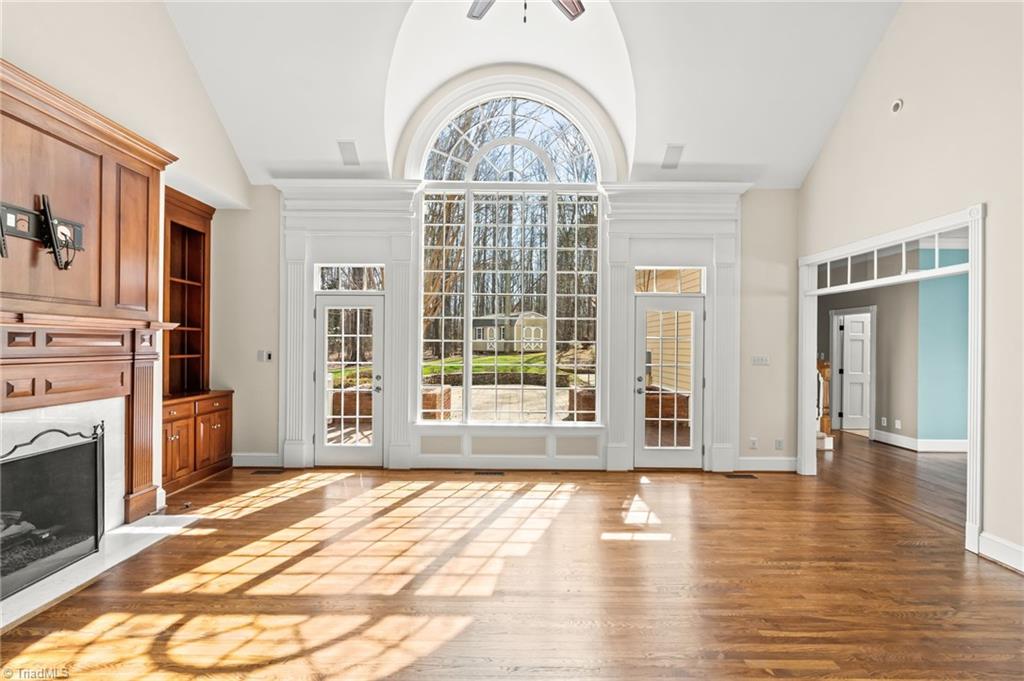 7902 Southerland Drive