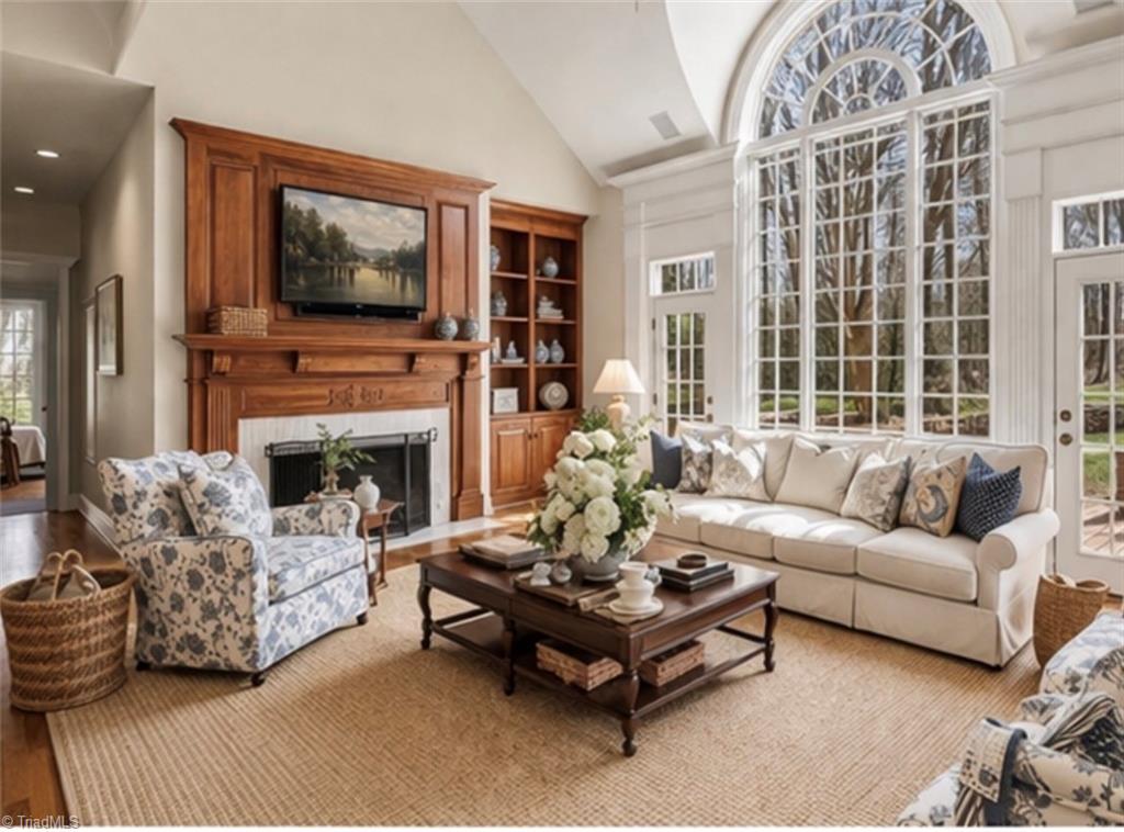 7902 Southerland Drive