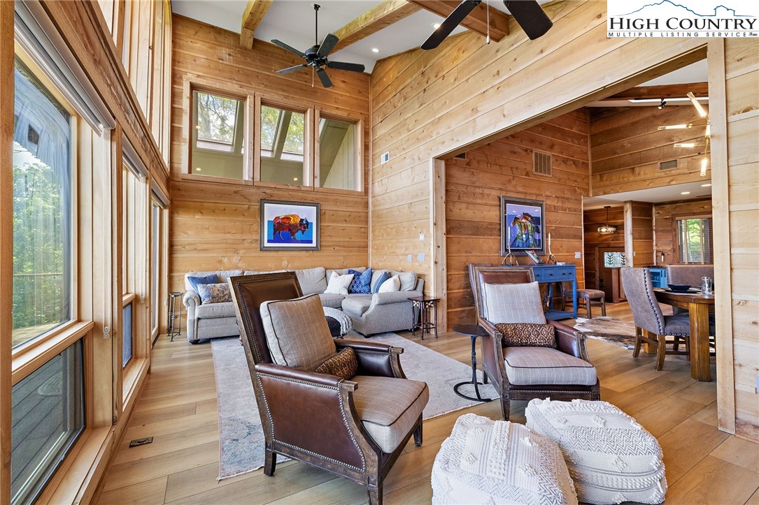 148 Grassy Gap Loop Road