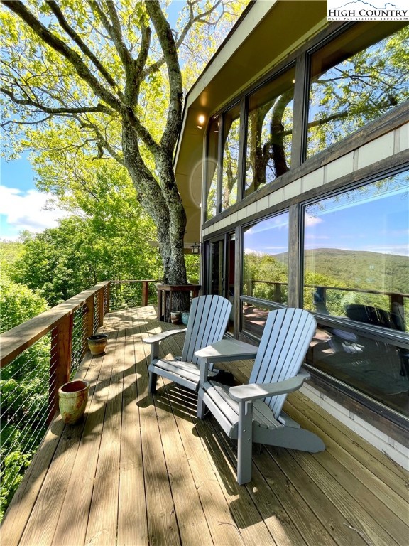 148 Grassy Gap Loop Road