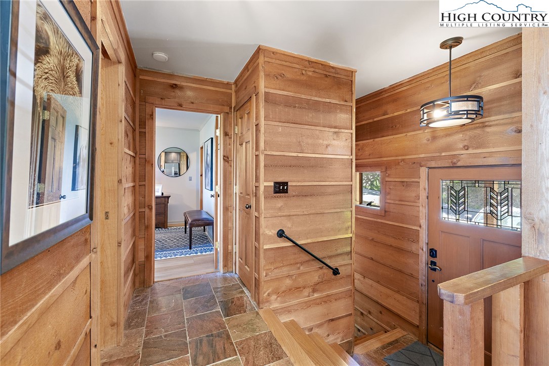148 Grassy Gap Loop Road