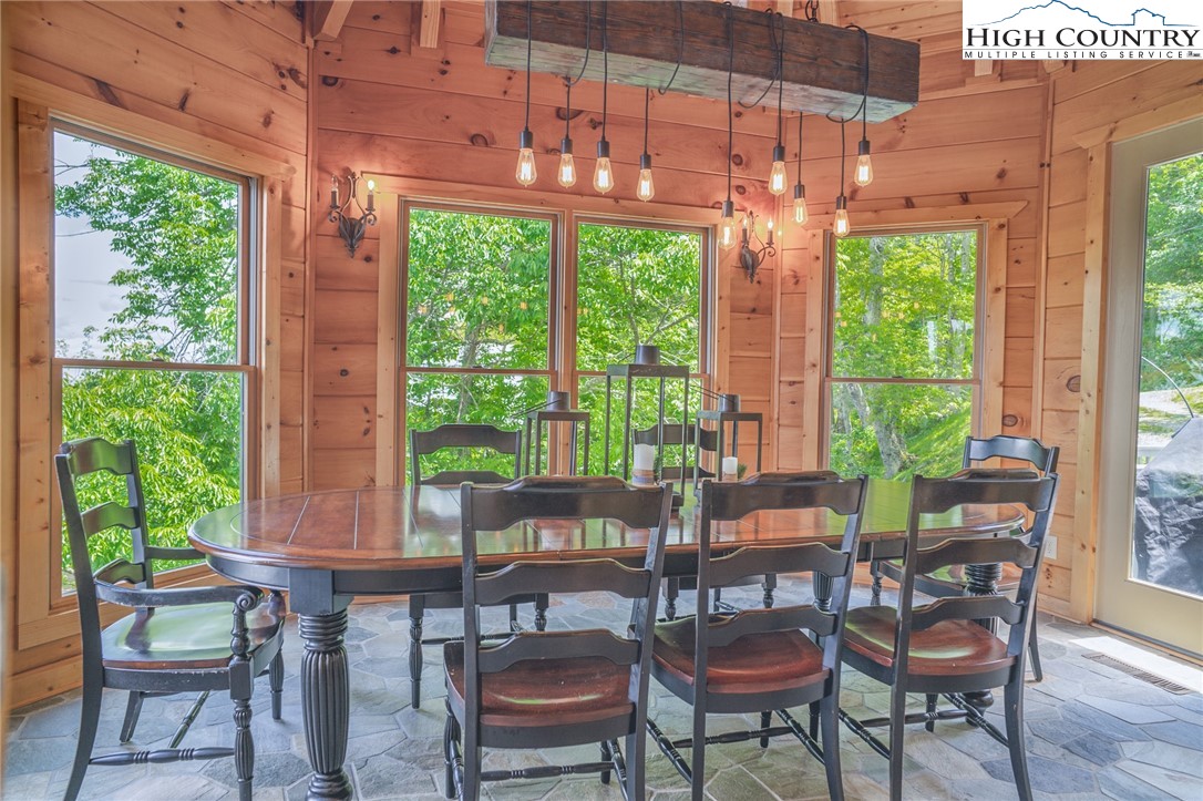 372 Broken Arrow Trail