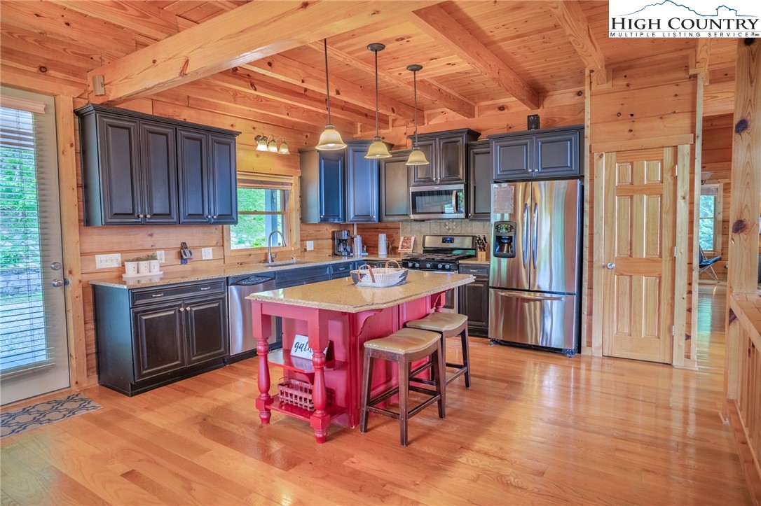 372 Broken Arrow Trail