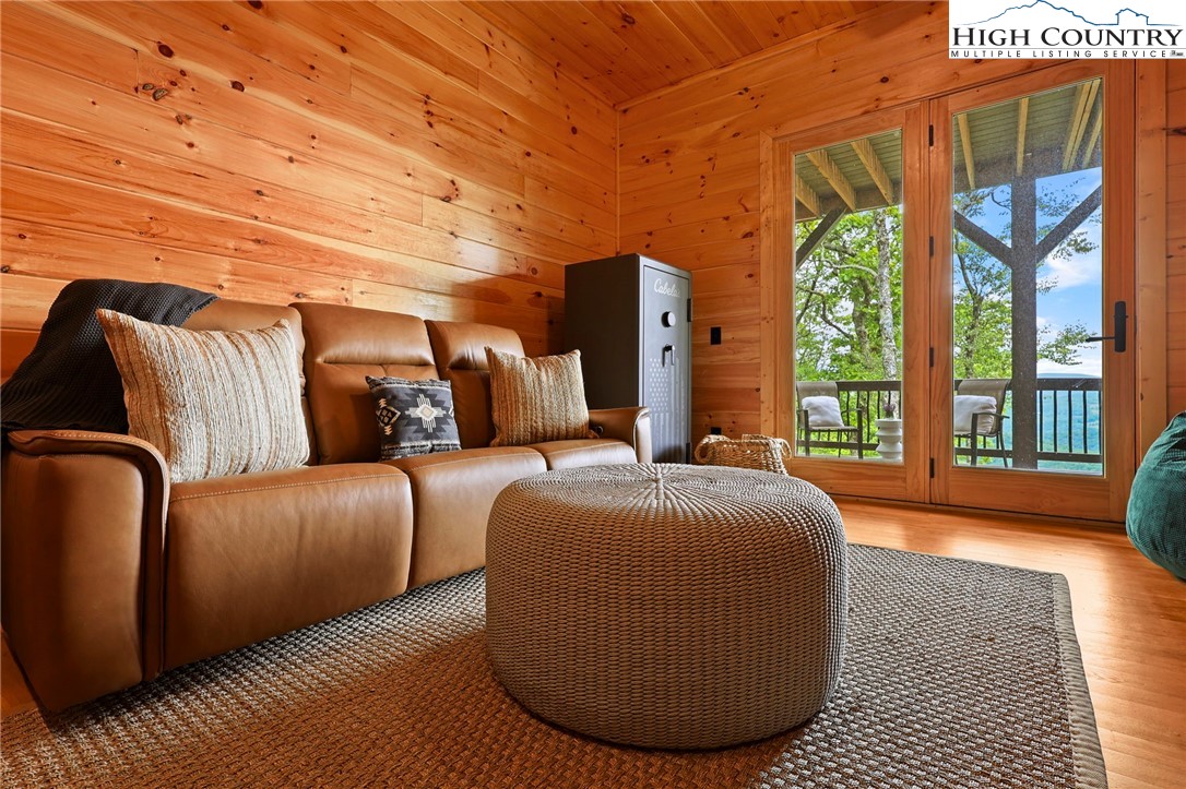 543 Broken Arrow Trail