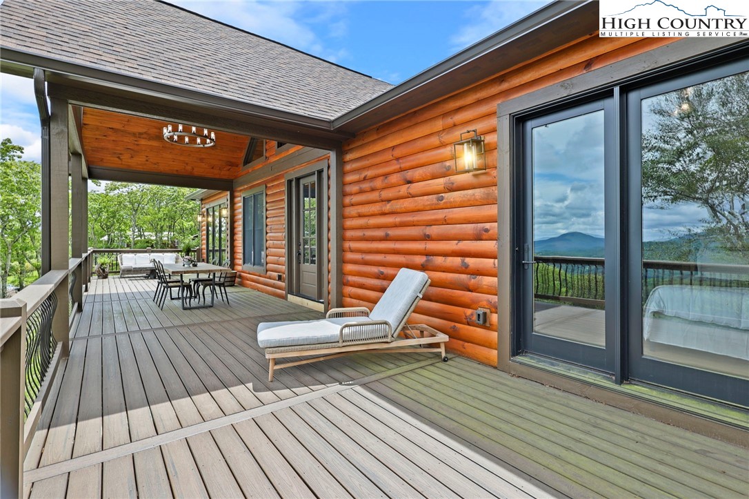 543 Broken Arrow Trail