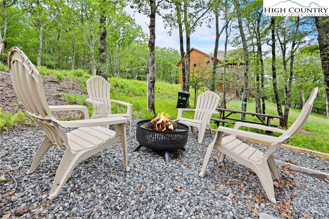 543 Broken Arrow Trail