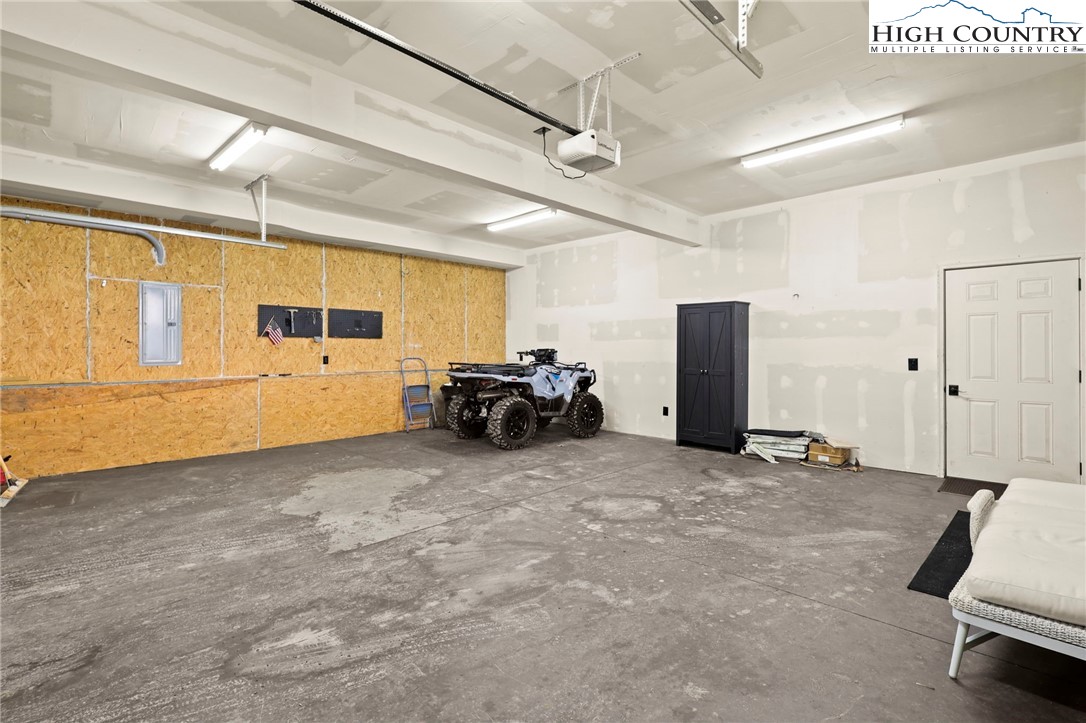 543 Broken Arrow Trail