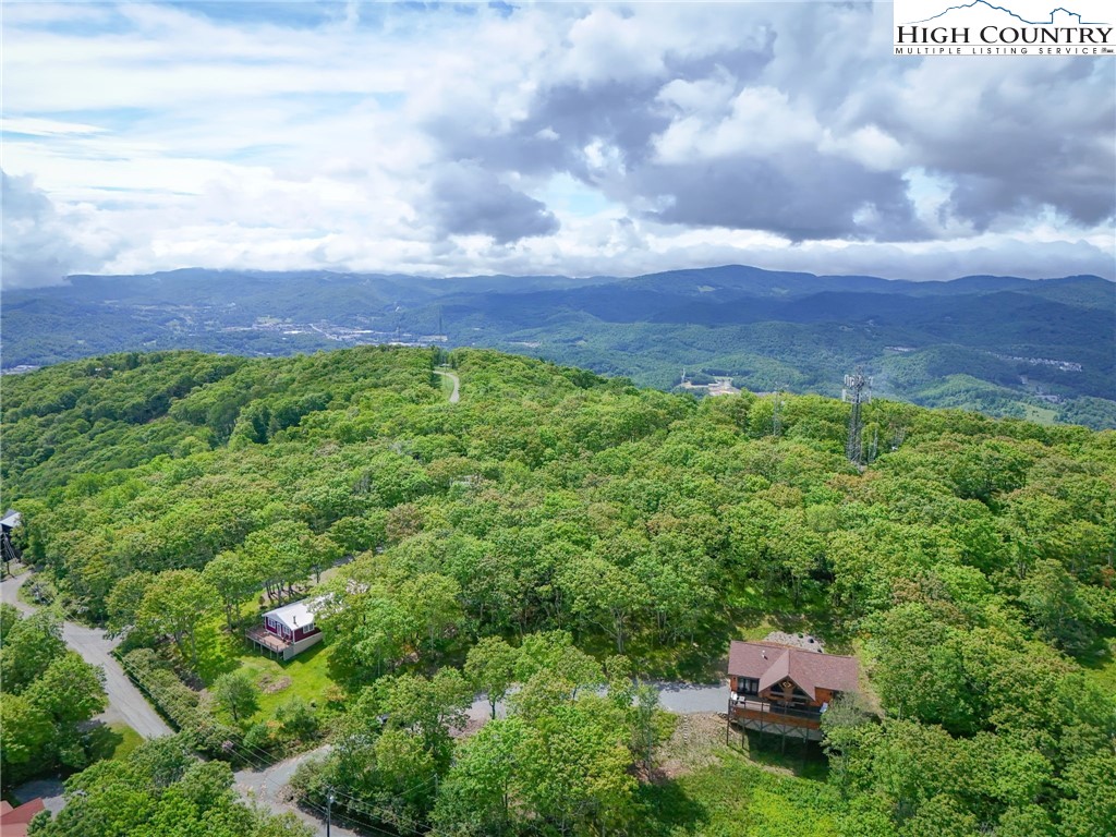 543 Broken Arrow Trail