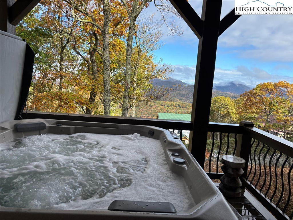 543 Broken Arrow Trail