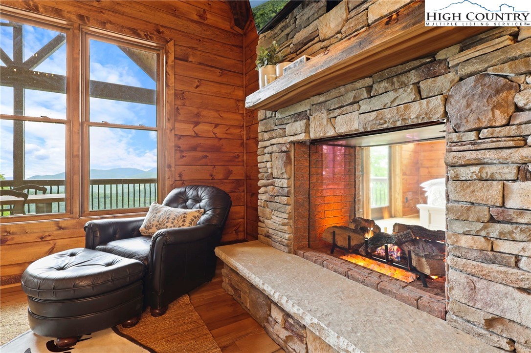 543 Broken Arrow Trail