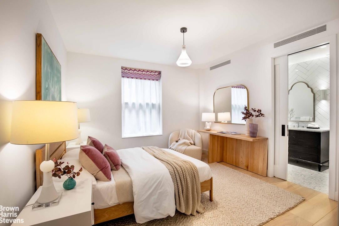 250 W 82ND Street 51