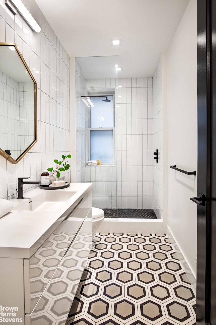 250 W 82ND Street 51