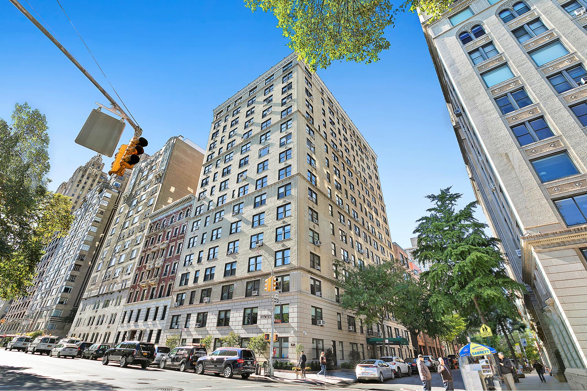 327 CENTRAL Park W 15B