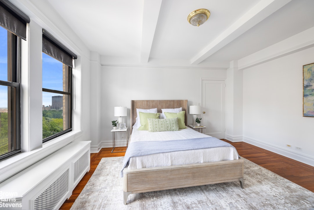 327 CENTRAL Park W 15B