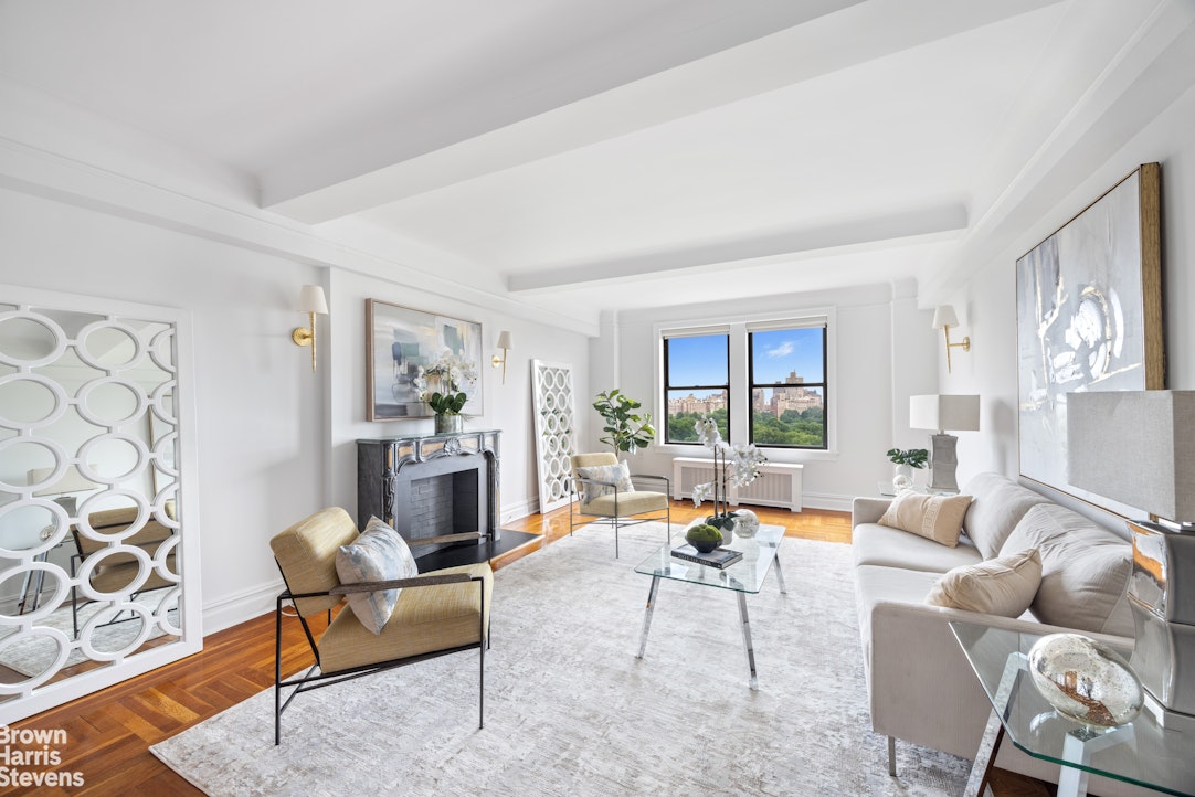 327 CENTRAL Park W 15B