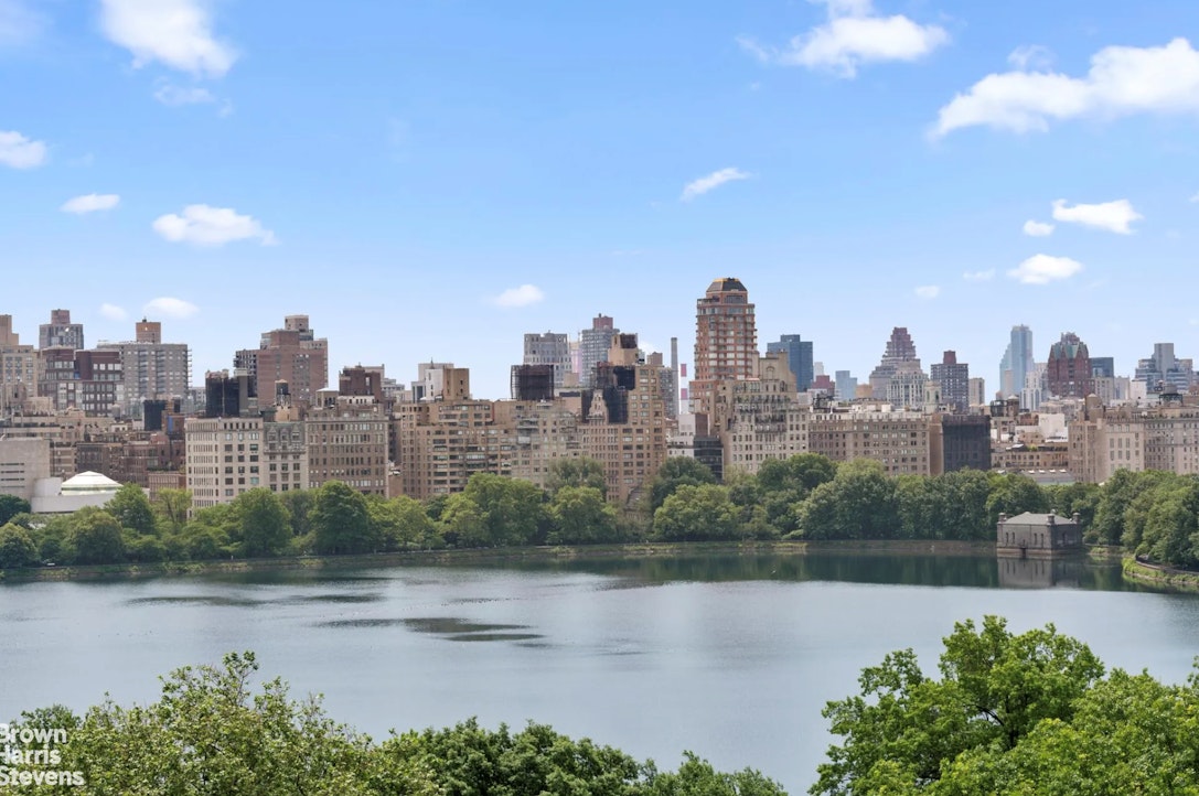 327 CENTRAL Park W 15B