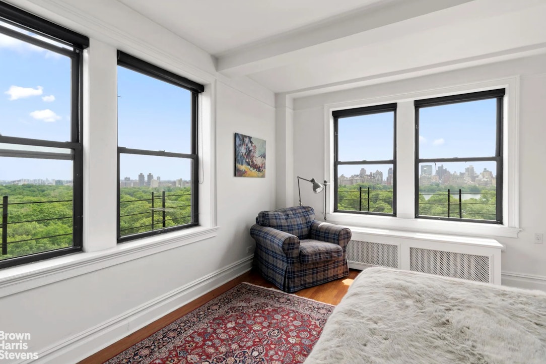 327 CENTRAL Park W 15B