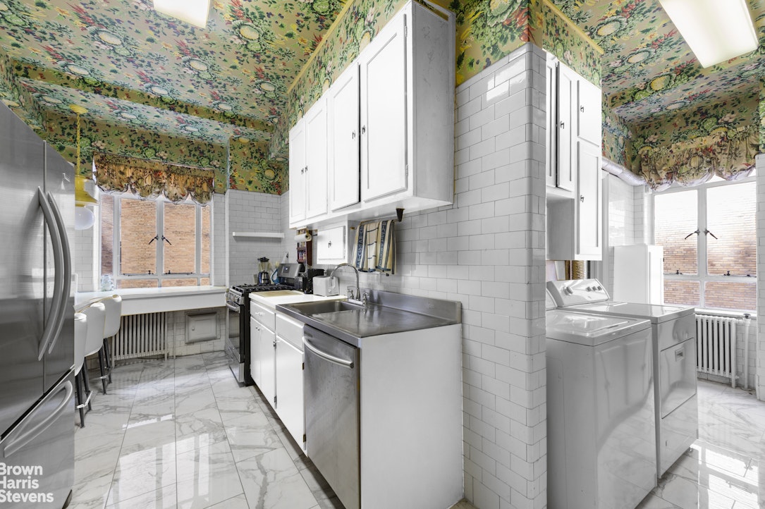 115 CENTRAL Park W 9H