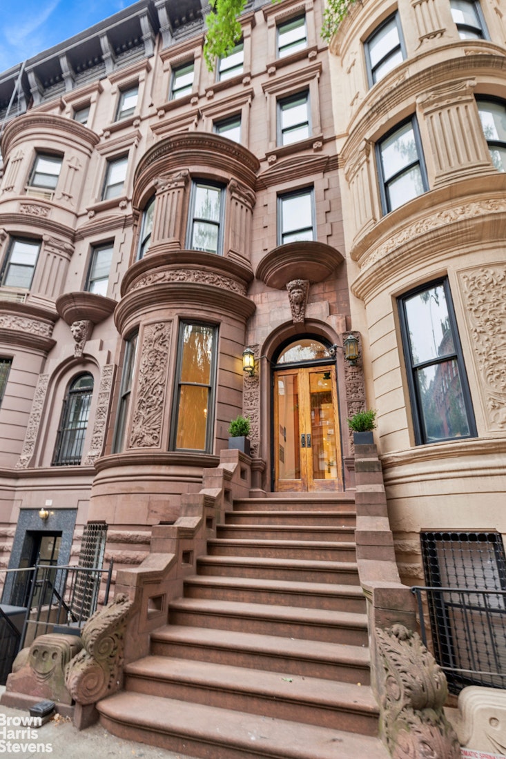35 W 71ST Street 1