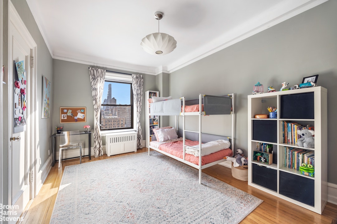 150 W 79TH Street 10E