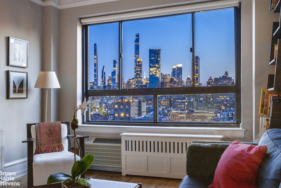 150 W 79TH Street 10E