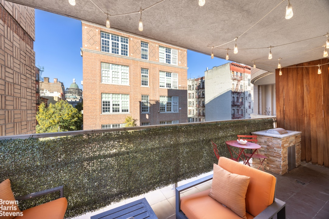 123 BAXTER Street 4A