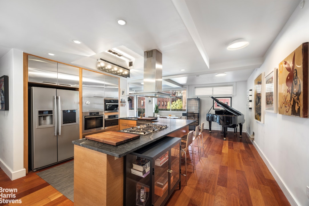 123 BAXTER Street 4A