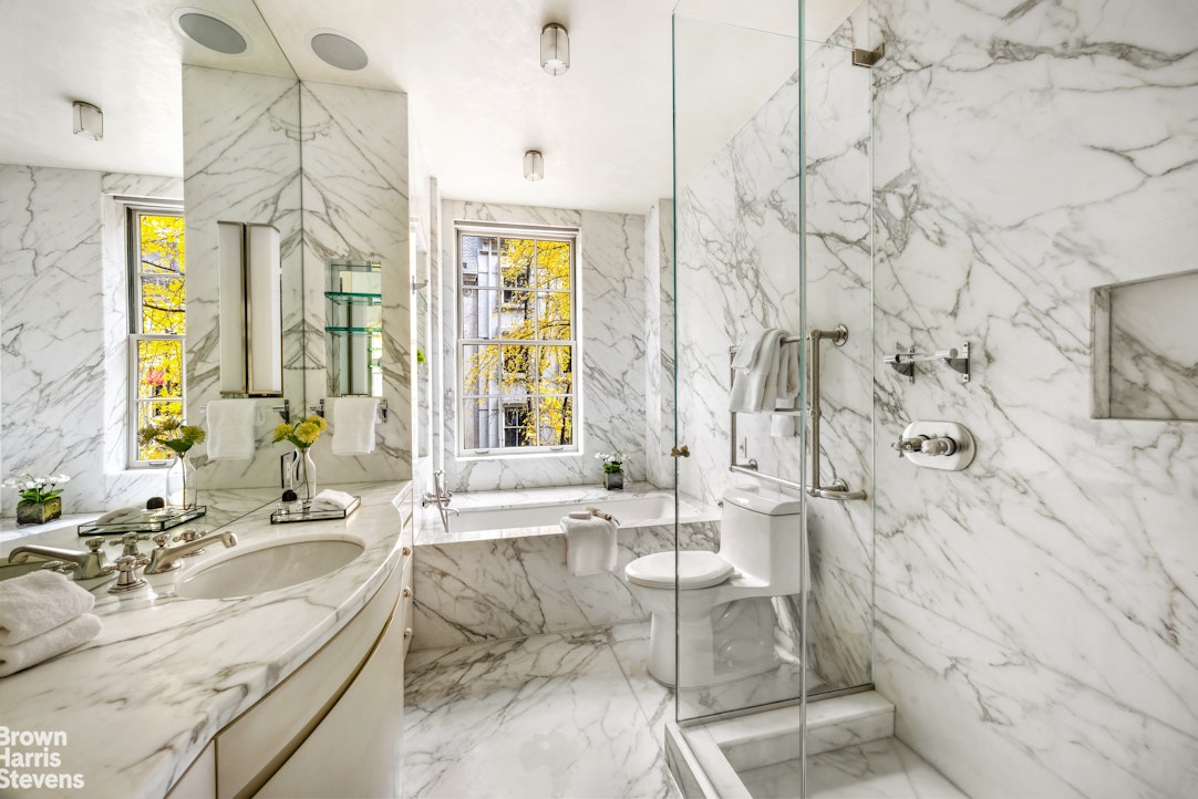 14 E 75TH Street 2/3C