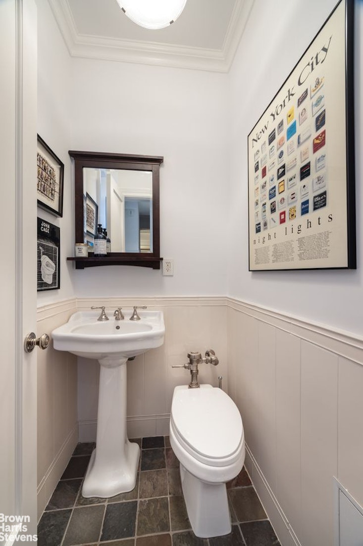 136 E 64TH Street 3C/D
