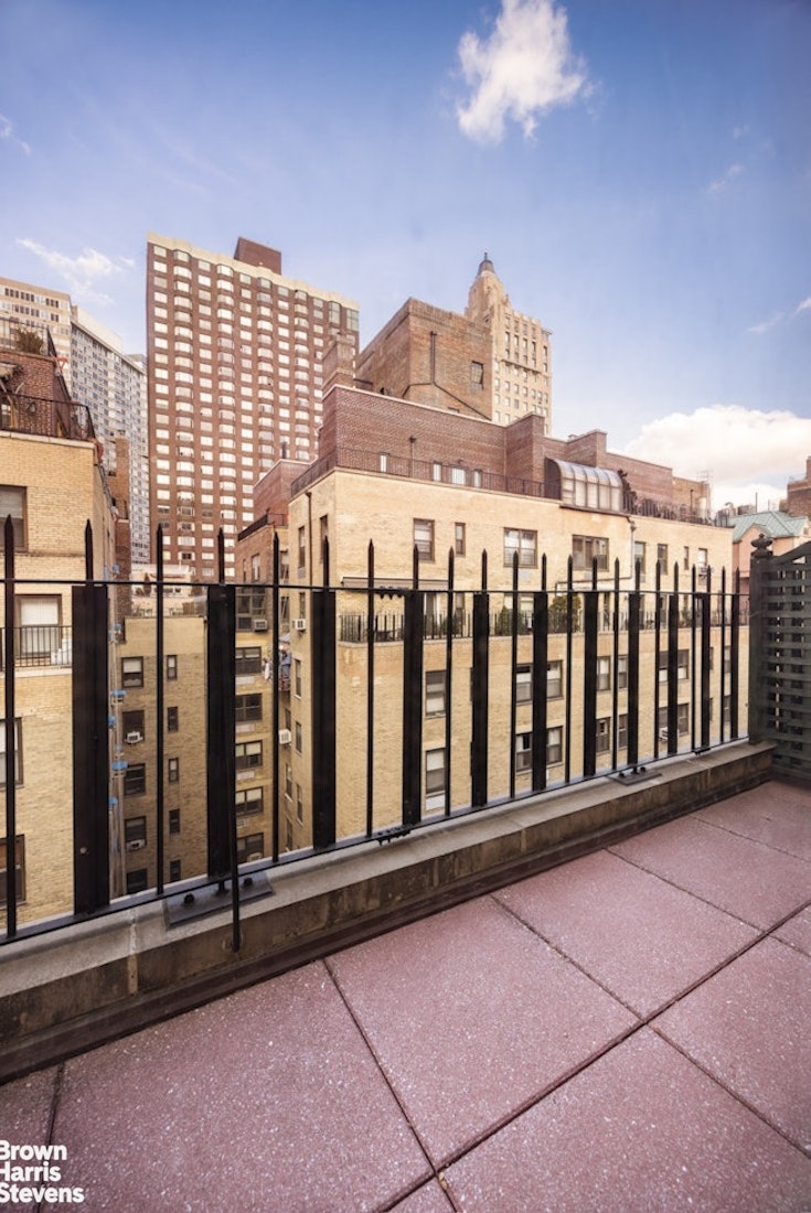 433 E 51ST Street 11/12G