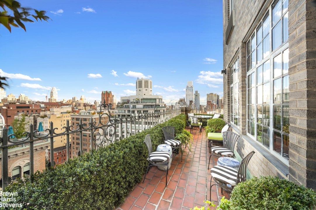 784 PARK Avenue 18B