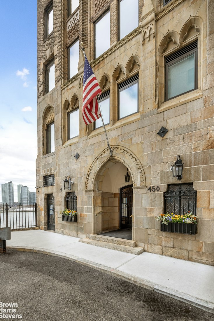 450 E 52ND Street 12