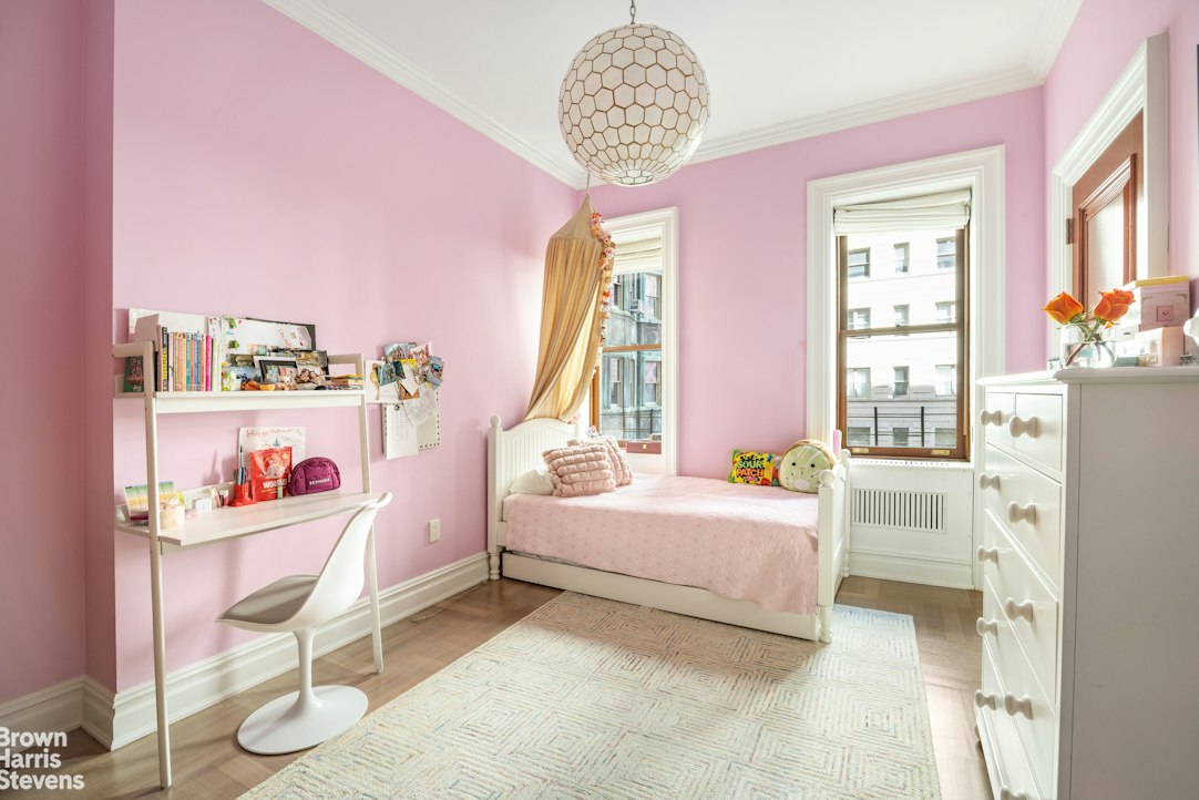 225 W 86TH Street 302