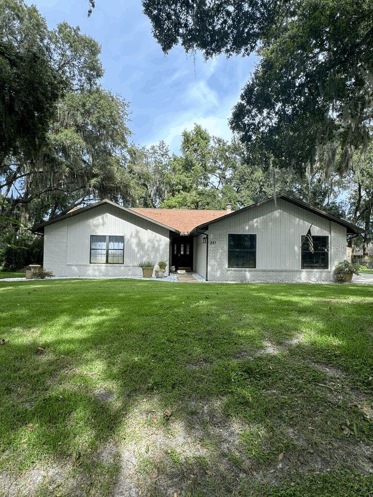 347 BAYSIDE AVE