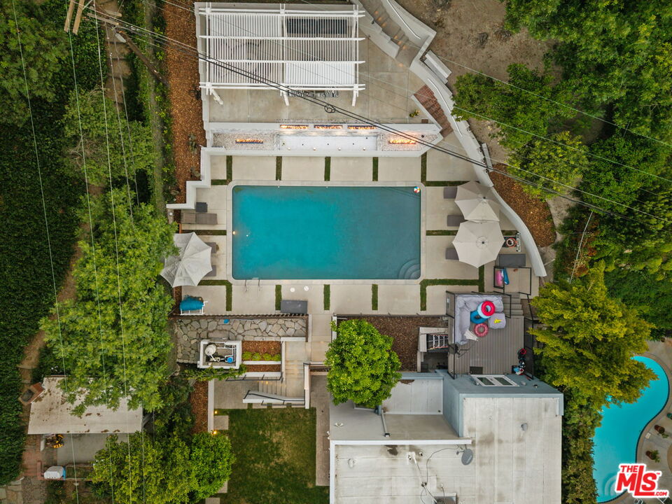3833 Goodland Ave