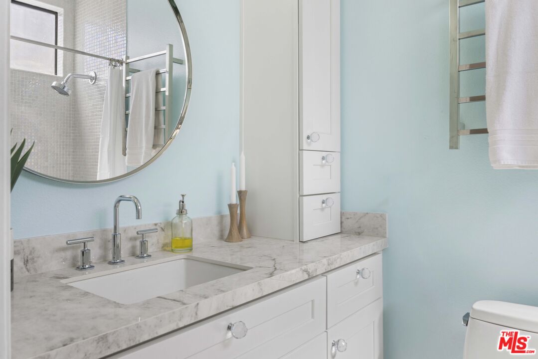 13331 Moorpark St Unit: 318