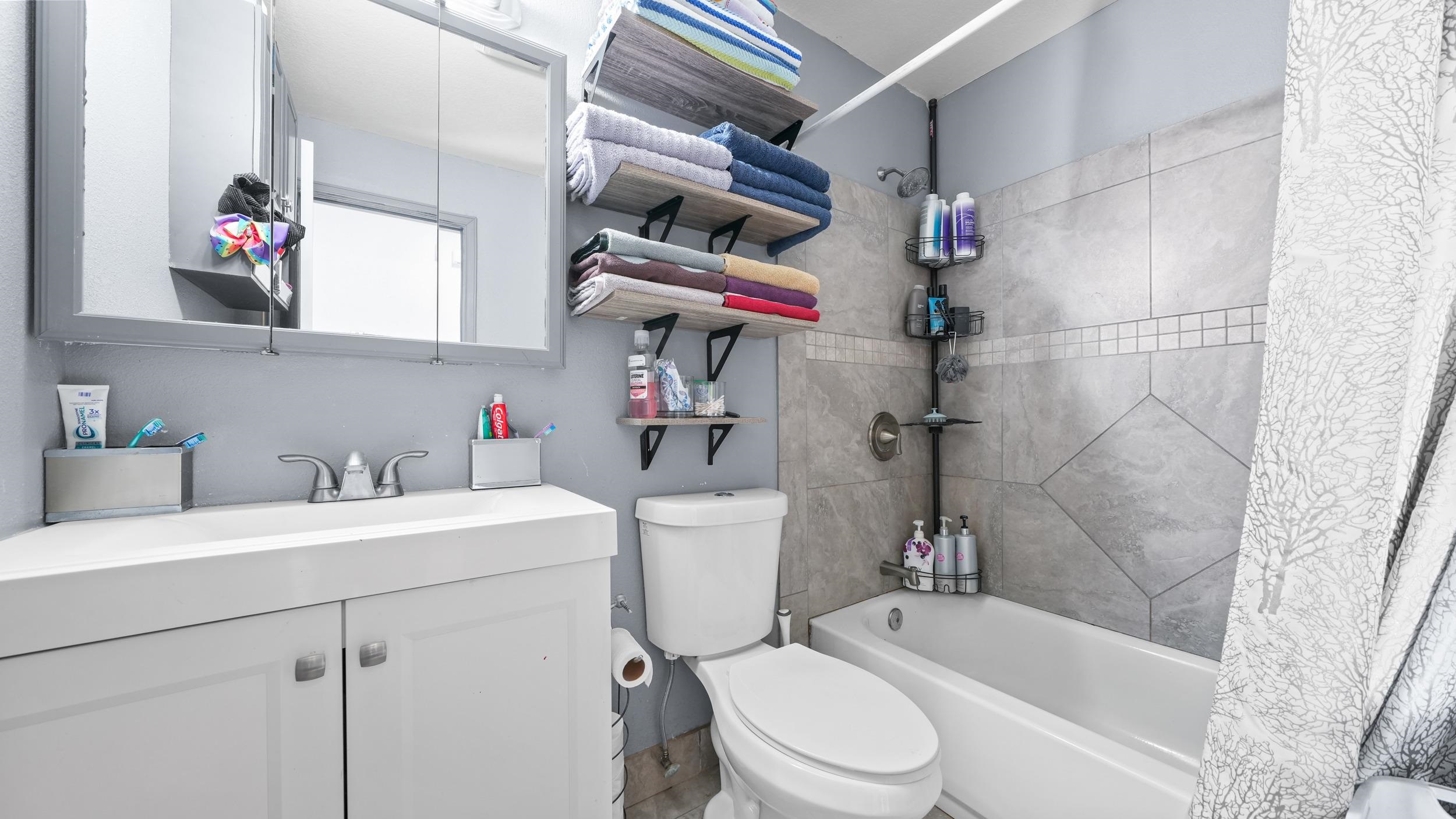 519 1/2 Horn Baker Court