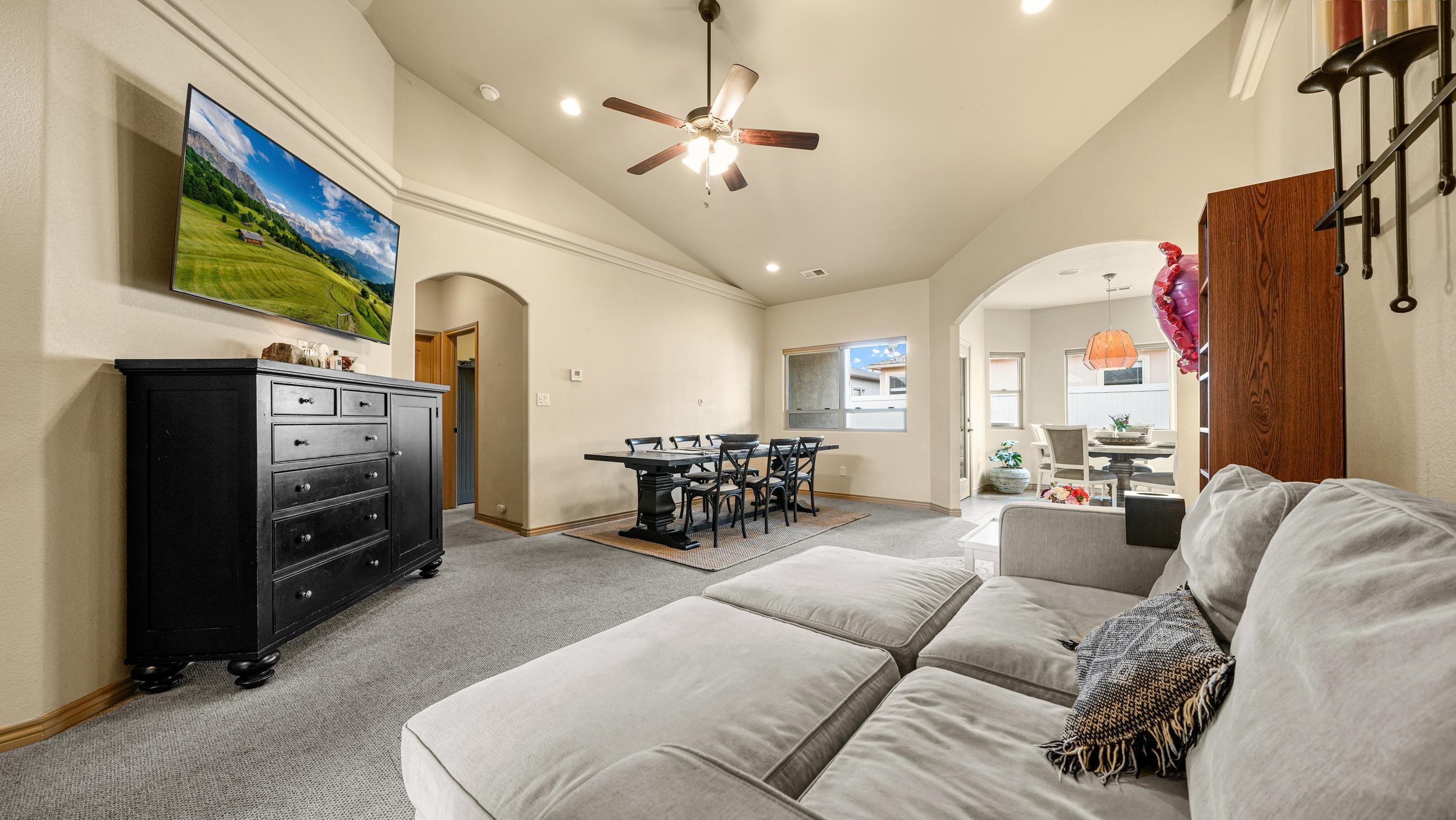 441 Donogal Drive Unit: B