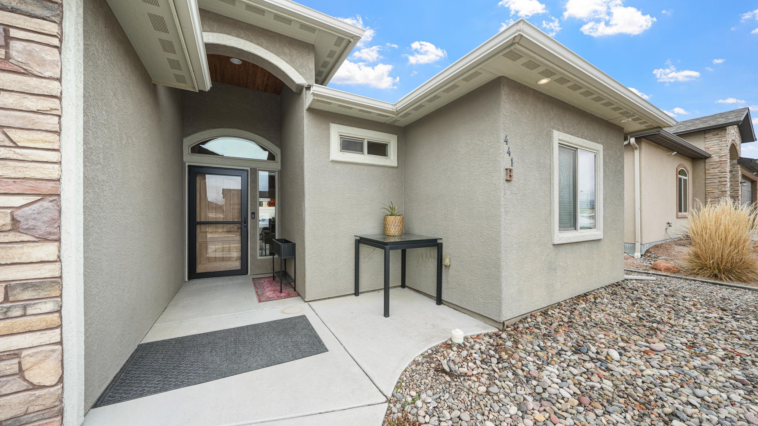 441 Donogal Drive Unit: B