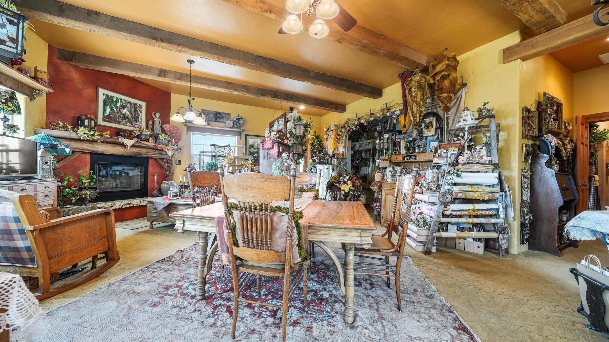 3989 Rapid Creek Road