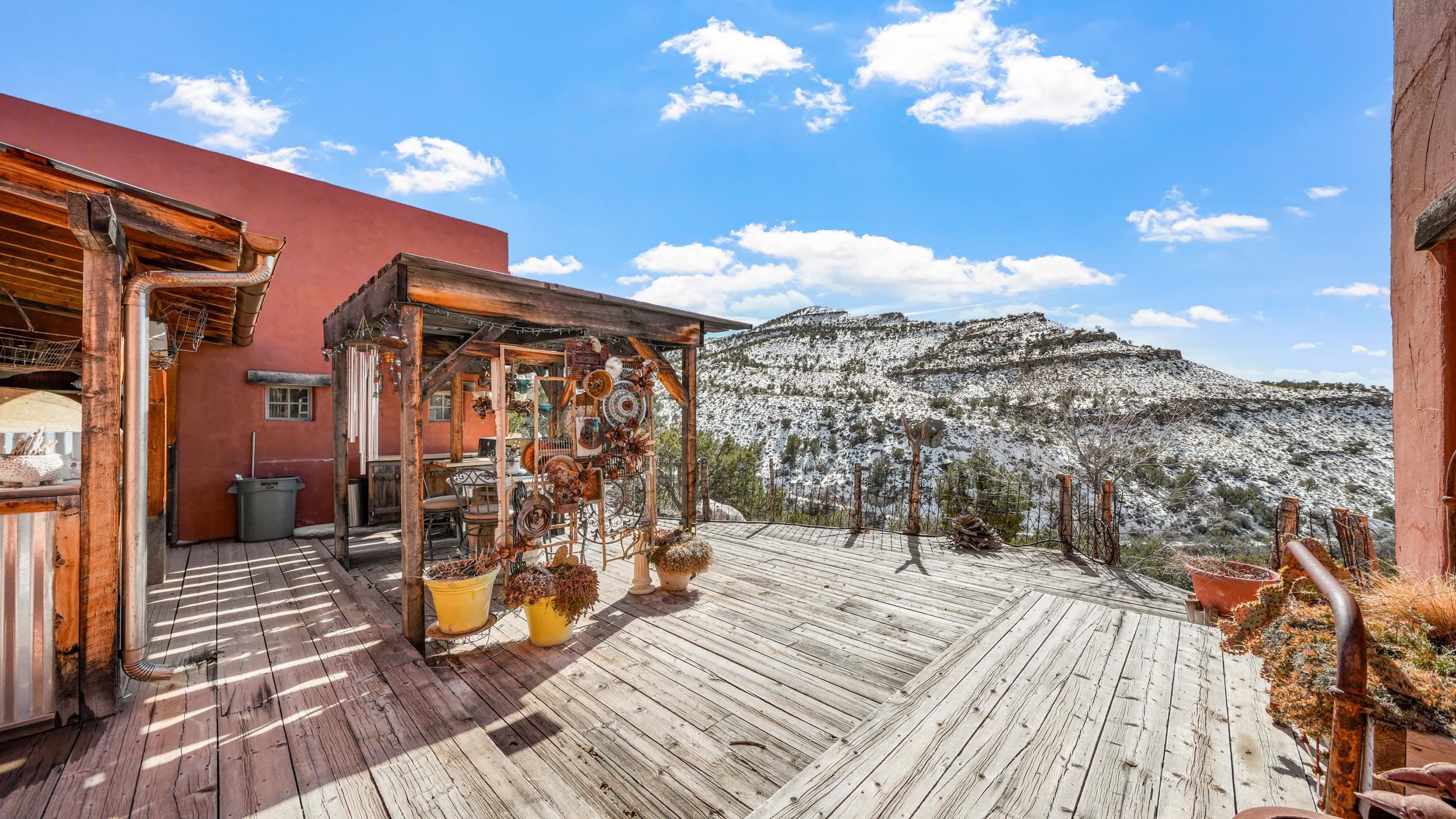 3989 Rapid Creek Road