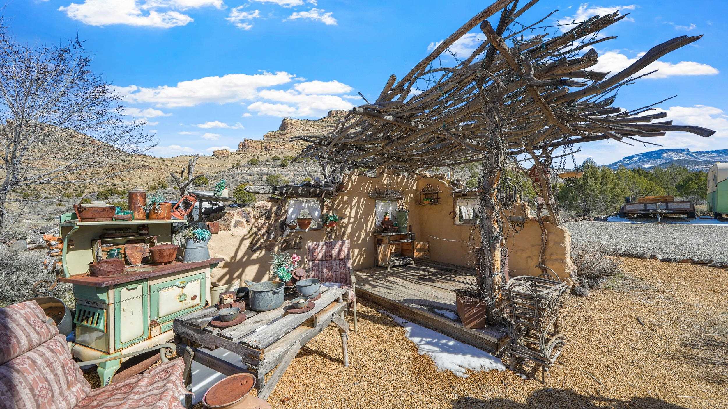 3989 Rapid Creek Road