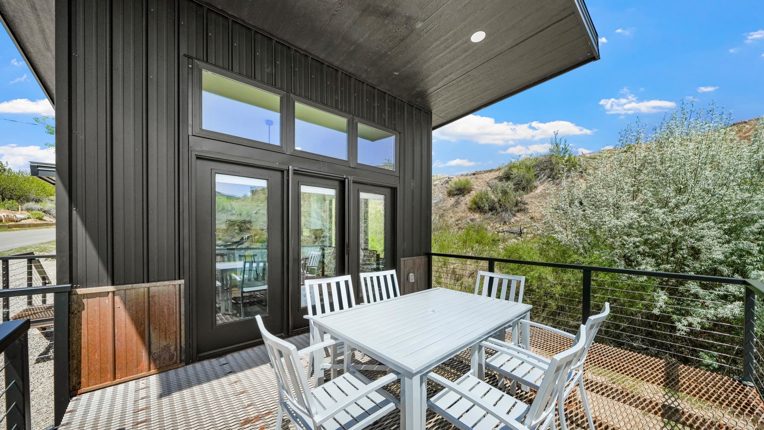 812 Rapid Creek Road
