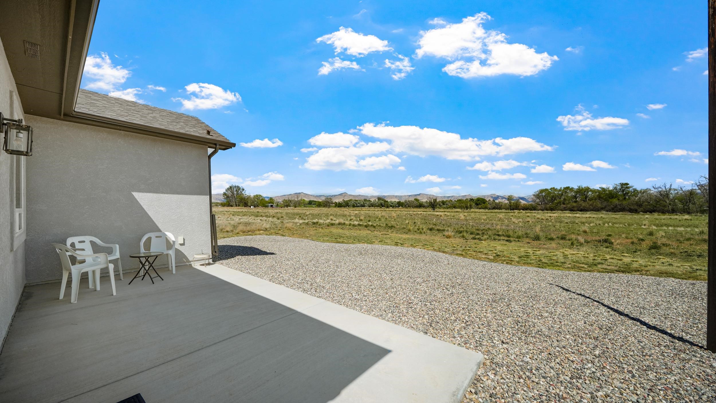 1240 21 Road