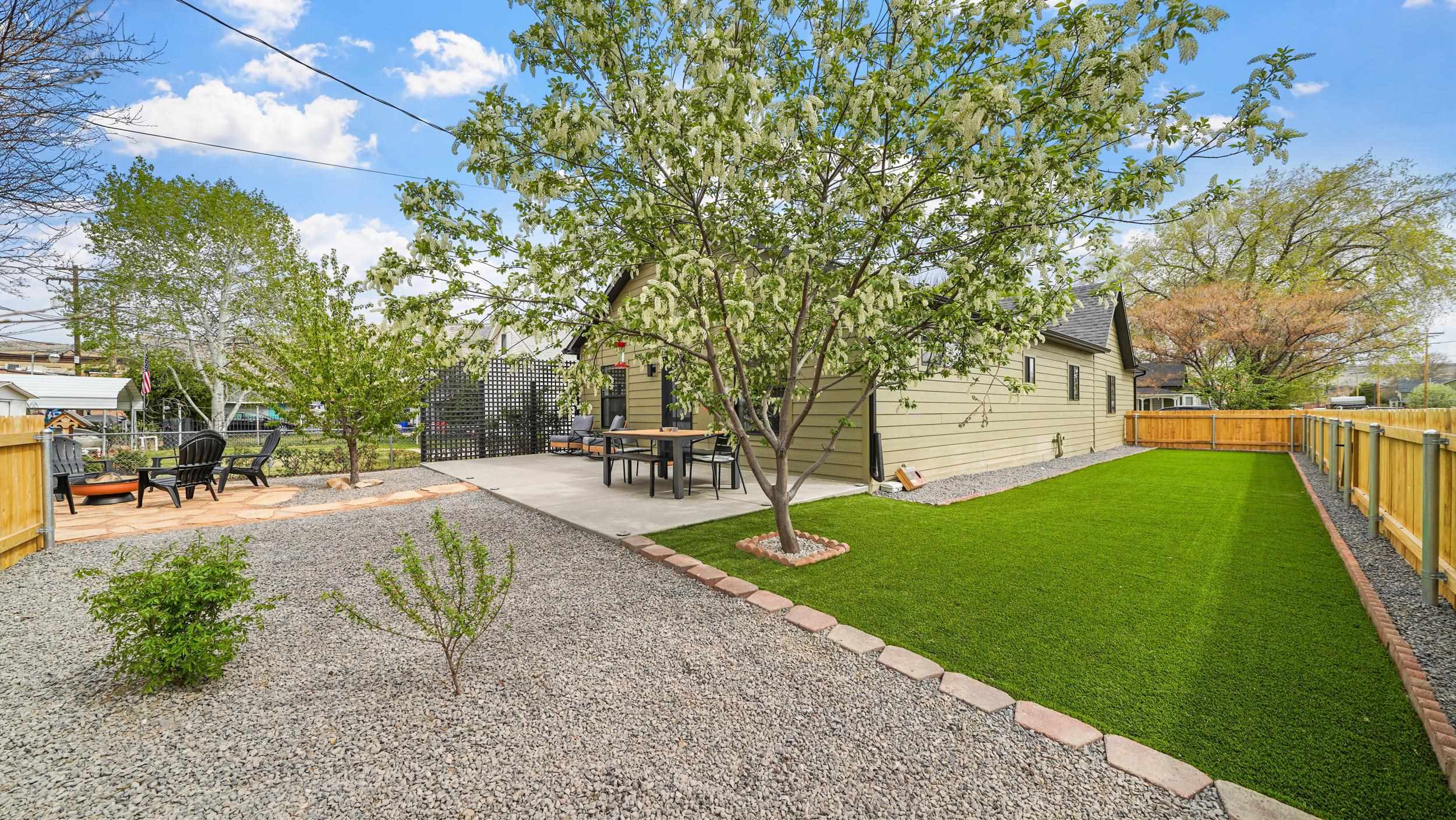 140 W 4th Street