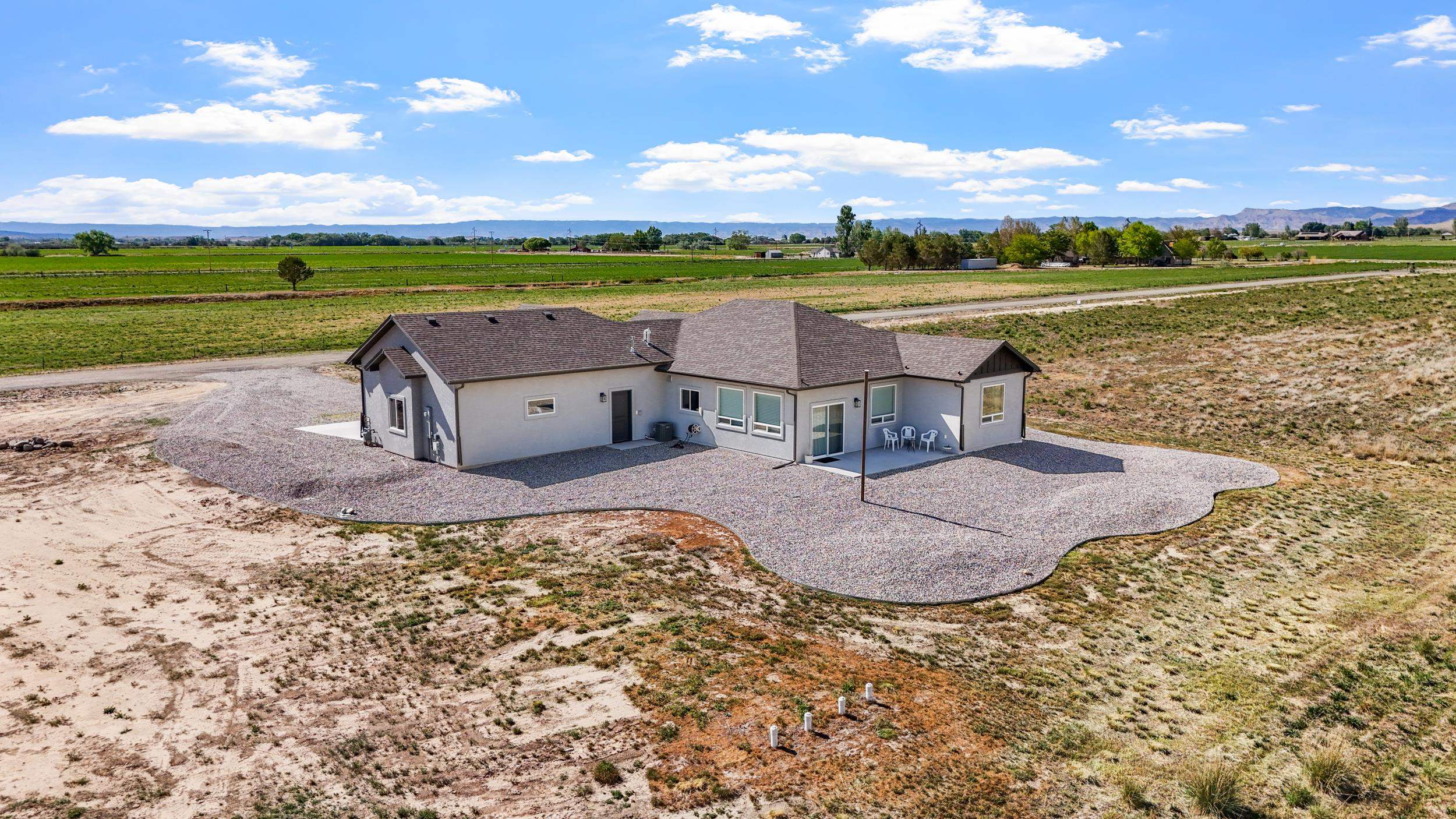 1240 21 Road