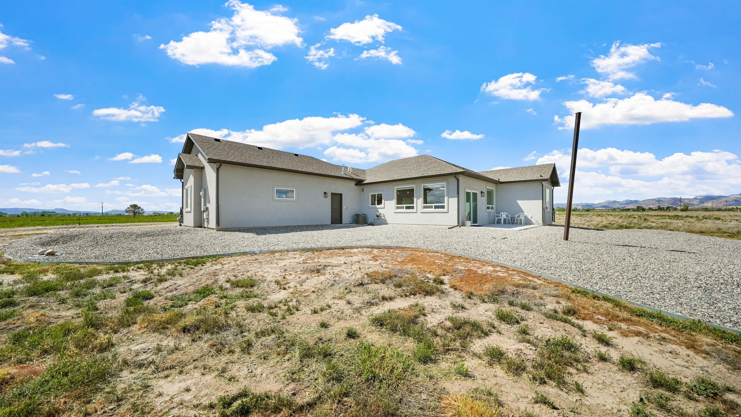 1240 21 Road