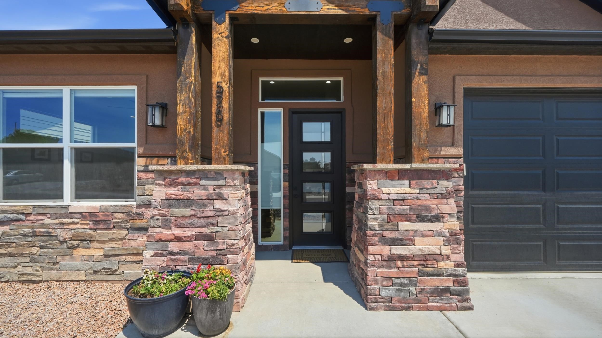 526 Desert Peach Street