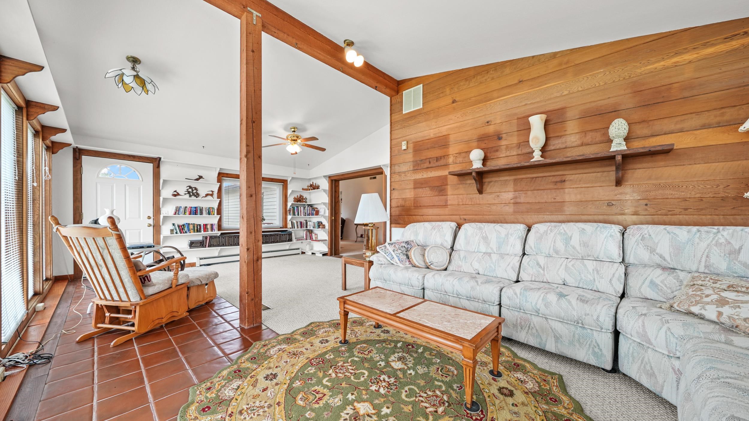 3402 G Road